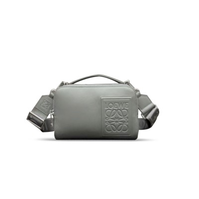LOEWE BOX BAG C565R41X04-6570 (18*13*8.5cm)